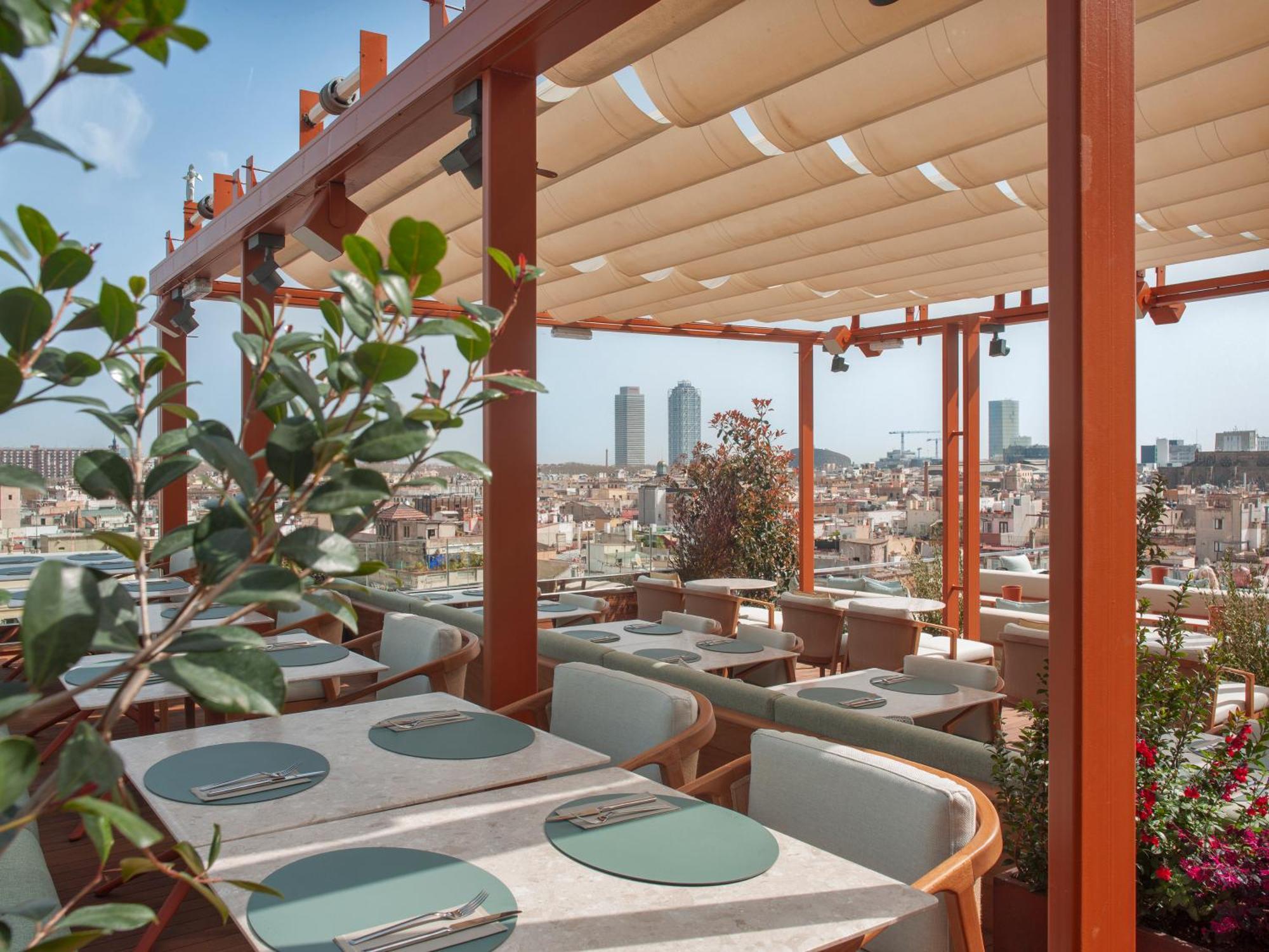 Grand Hotel Central, Small Luxury Hotels Barcellona Esterno foto The rooftop terrace