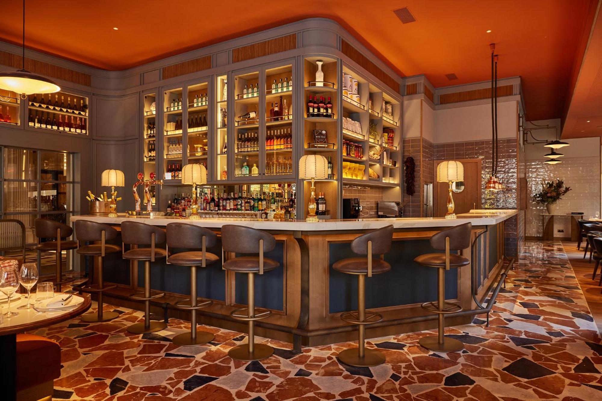 Grand Hotel Central, Small Luxury Hotels Barcellona Esterno foto The bar at the restaurant